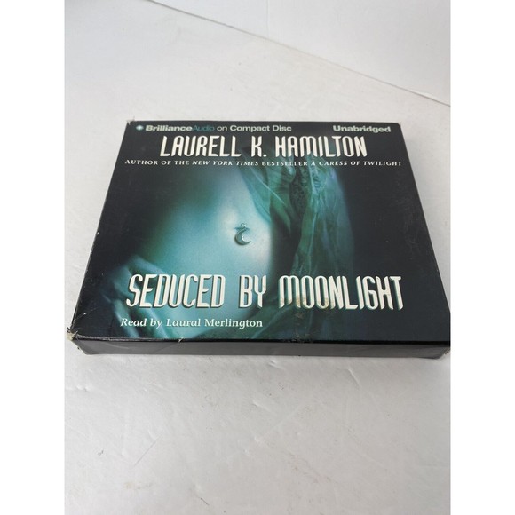 Seduced By Moonlight by Laurell K. Hamilton Audiobook CD Unabridged - Picture 1 of 8